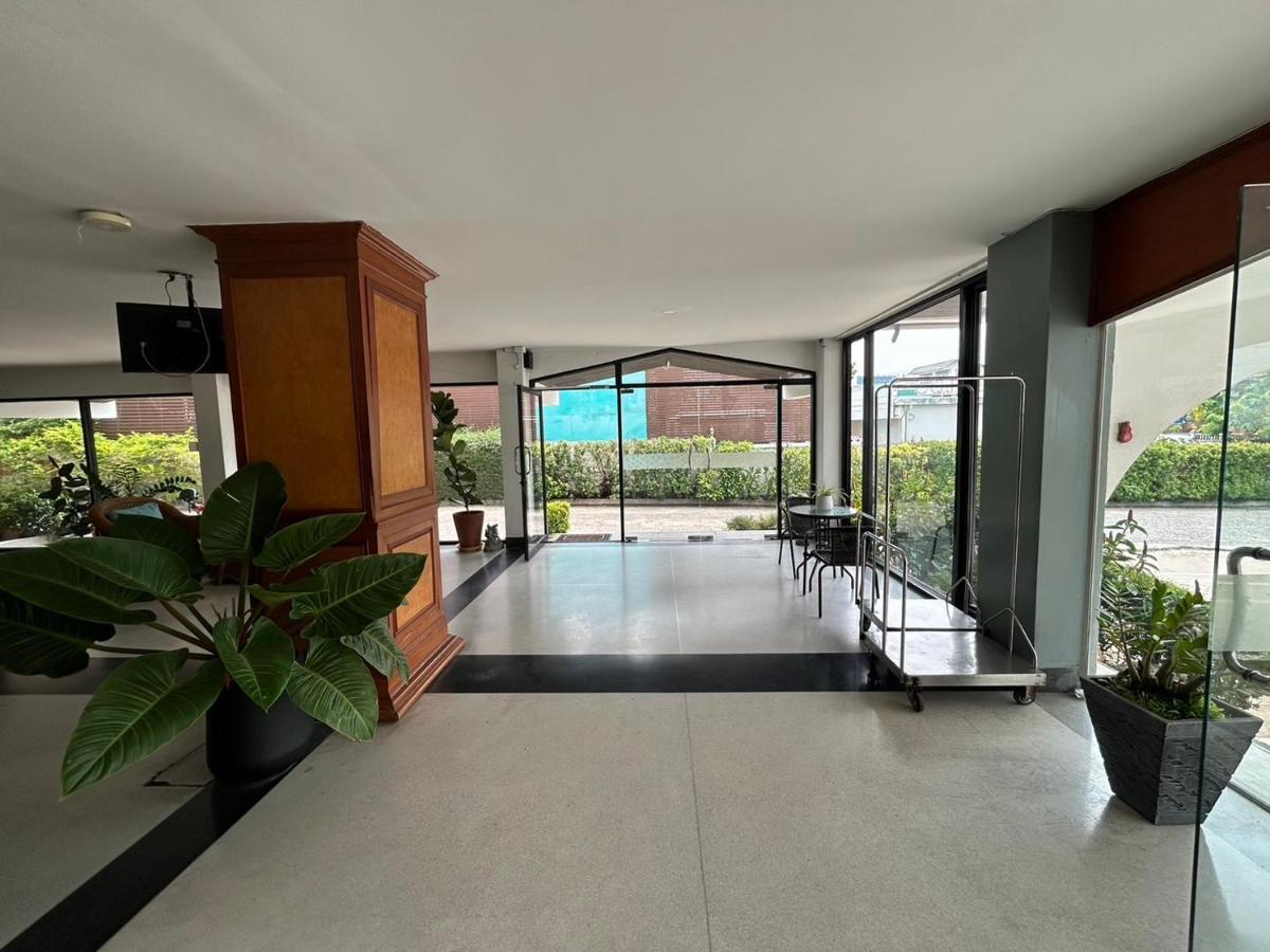 Bordin Hotel Ubon Ratchathani Exterior foto