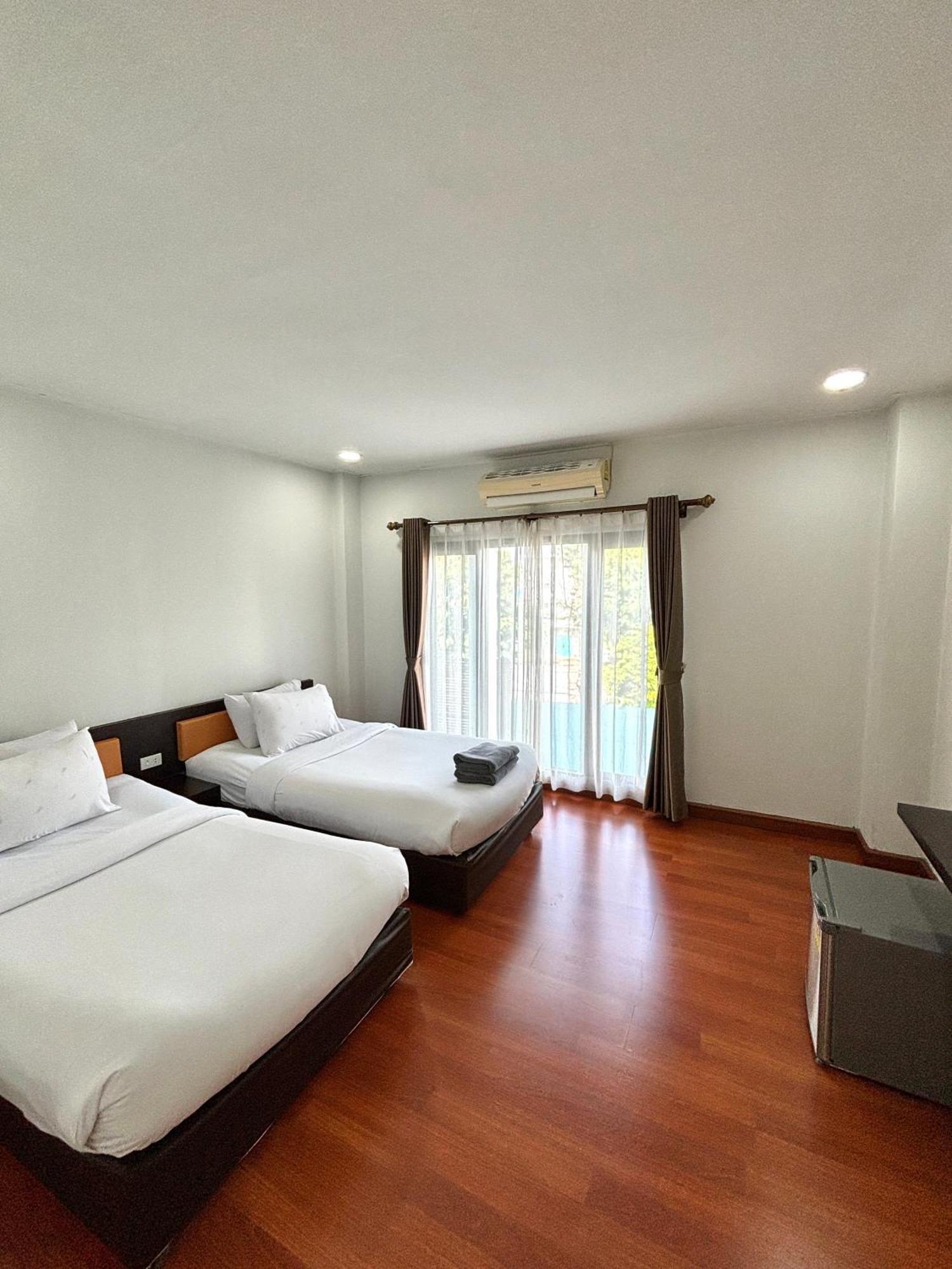 Bordin Hotel Ubon Ratchathani Exterior foto