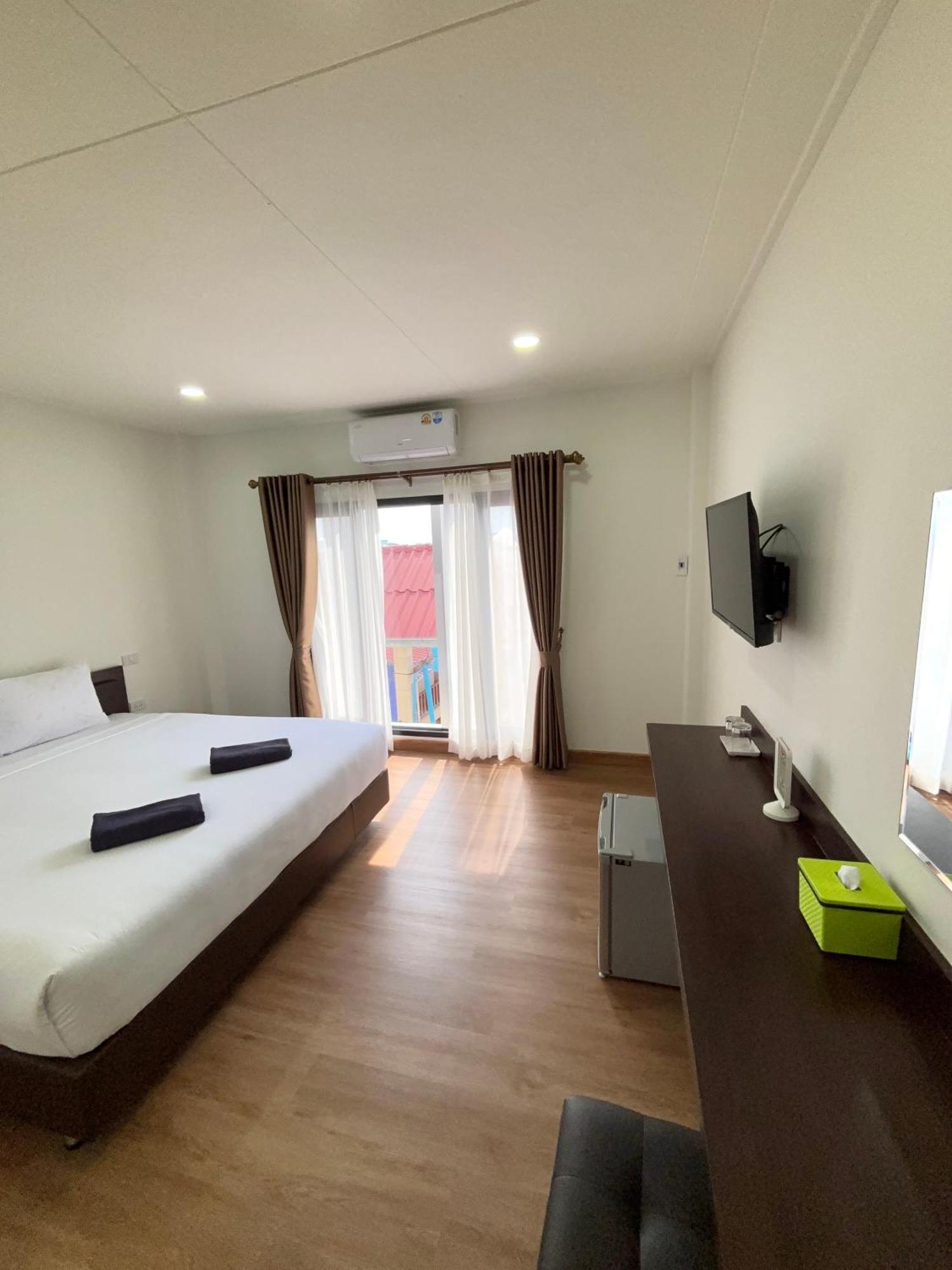 Bordin Hotel Ubon Ratchathani Exterior foto