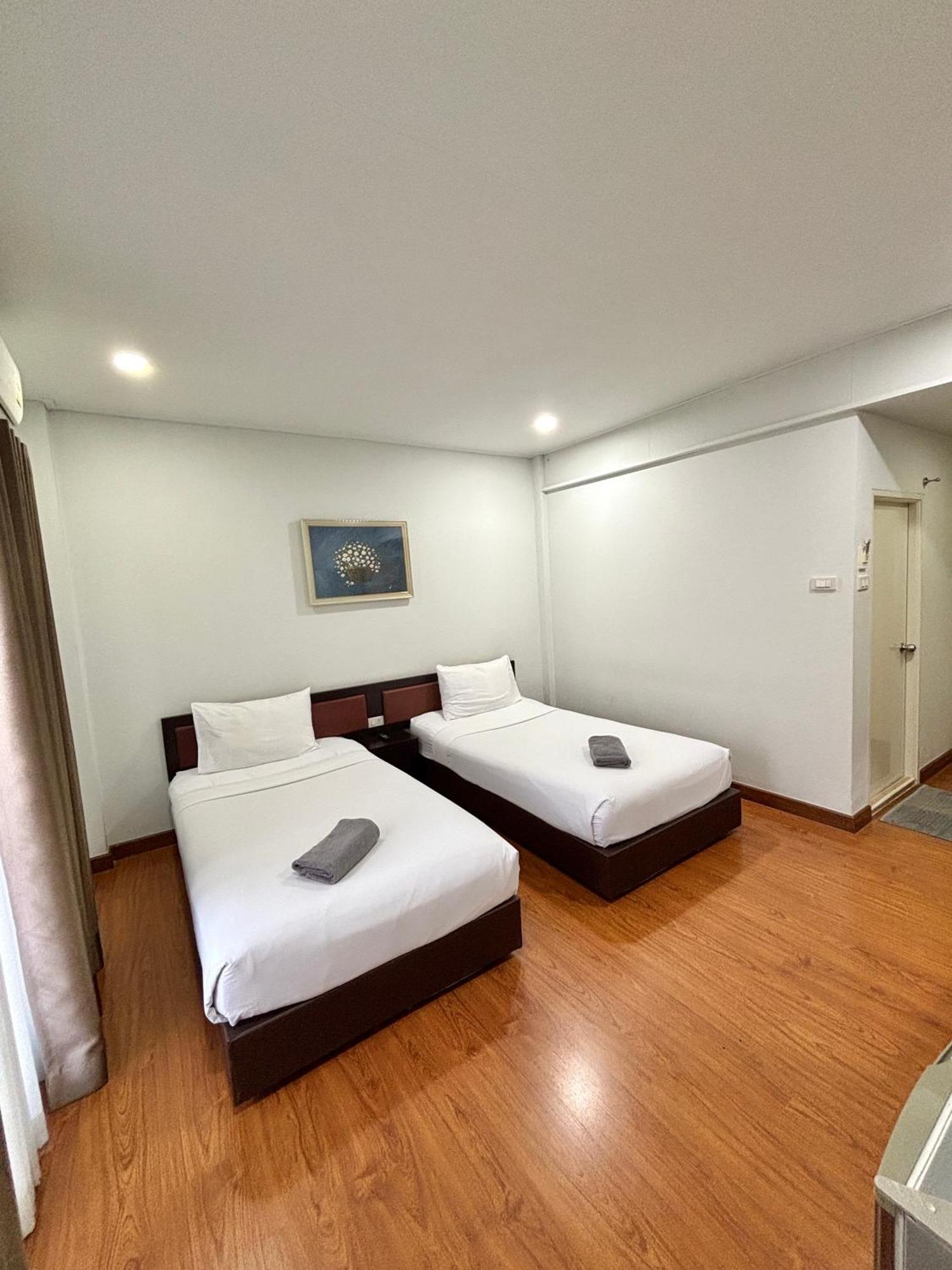 Bordin Hotel Ubon Ratchathani Exterior foto